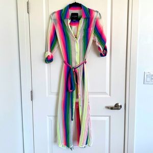 Le superbe multi color shirt dress size 2